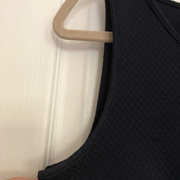 Preloved and elegant Dark Navy almost black sleeveless Top Sz M [Firm Price] - Picture 6 of 6